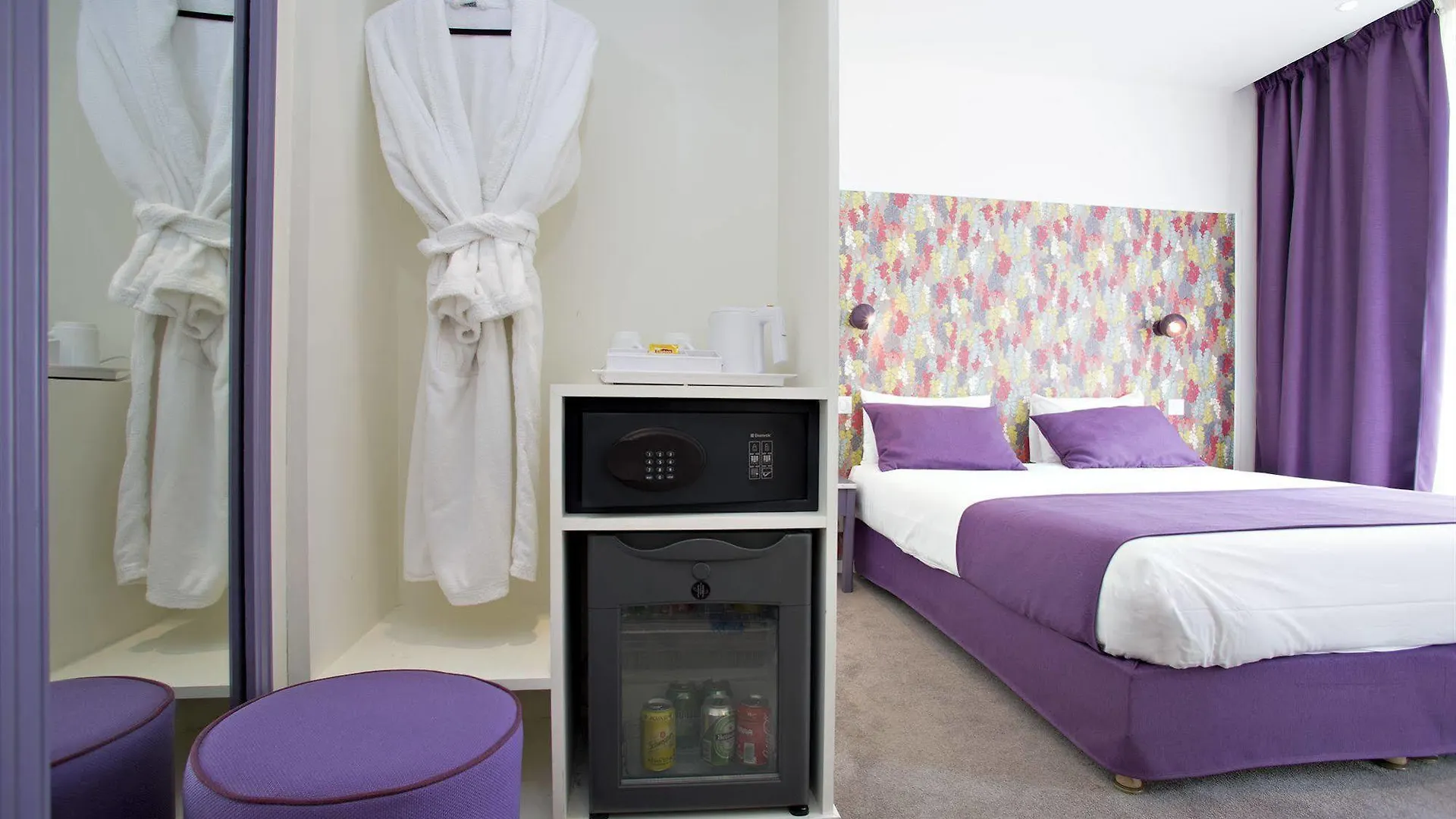 Hotel Boheme