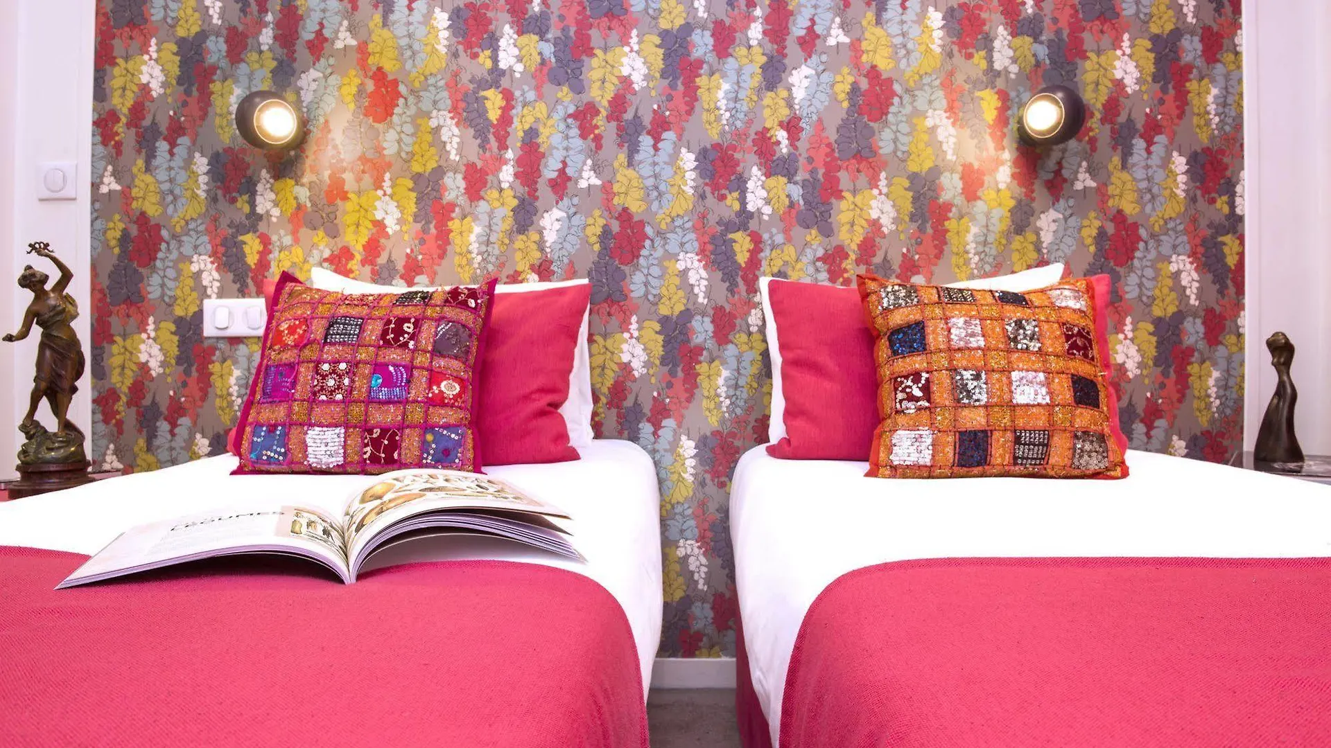 Boheme Hotel