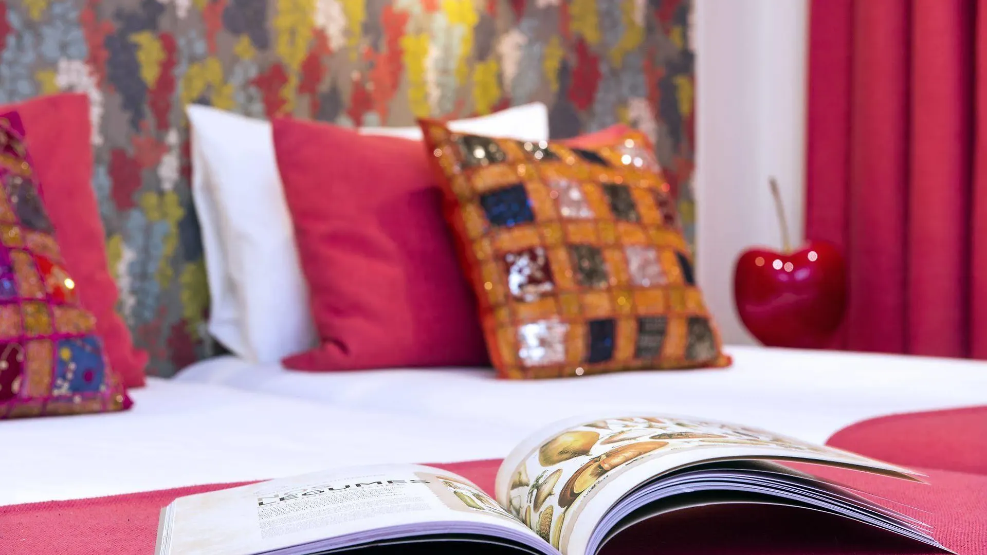 Boheme Hotel 3*