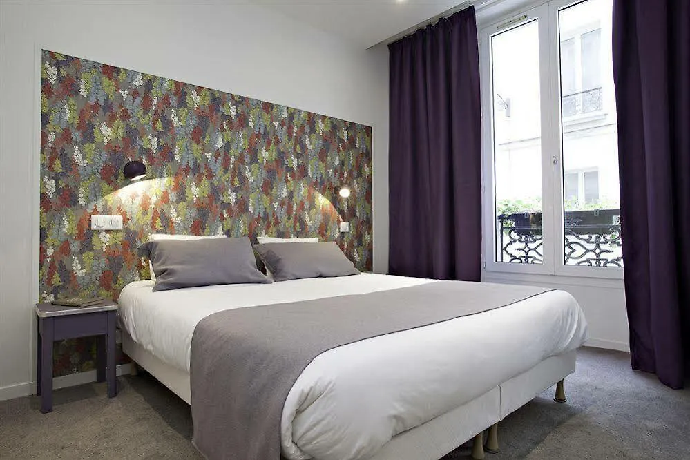 Hotel Boheme
